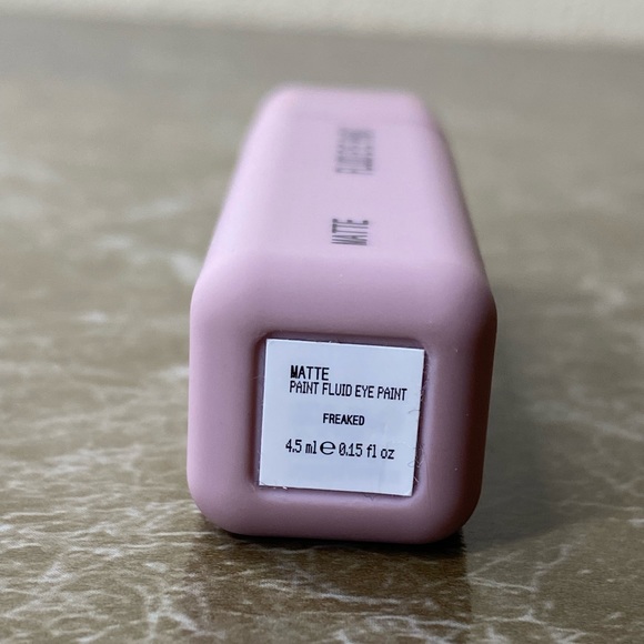 About Face Paint Fluid Eye Paint - Picture 3 of 3